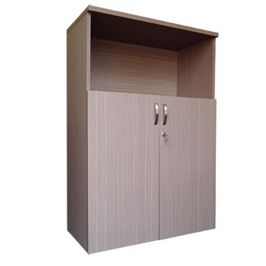 Tủ gỗ TG031 là tủ gỗ trung 3 ngăn, 1 ngăn trên không cánh, 2 ngăn dưới 2 cánh mở và 1 khóa.